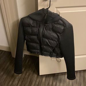 Cropped Zara puffer jacket coat black size medium worn twice like new winter